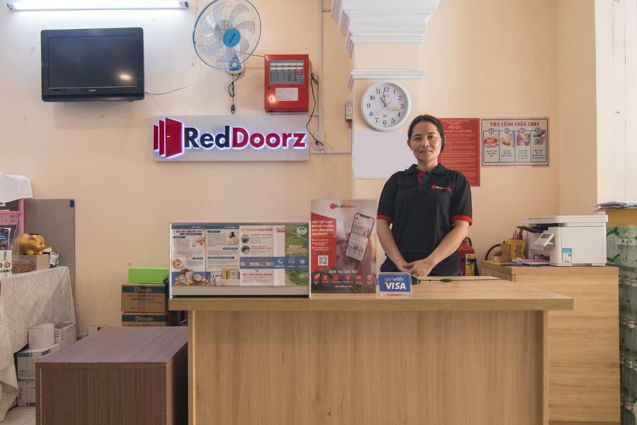 Hotel Reddoorz Near Khu Che Xuat Tan Thuan 2 Ho Chi Minh Zewnętrze zdjęcie