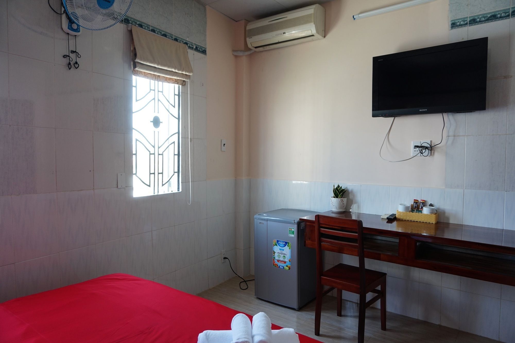 Hotel Reddoorz Near Khu Che Xuat Tan Thuan 2 Ho Chi Minh Zewnętrze zdjęcie